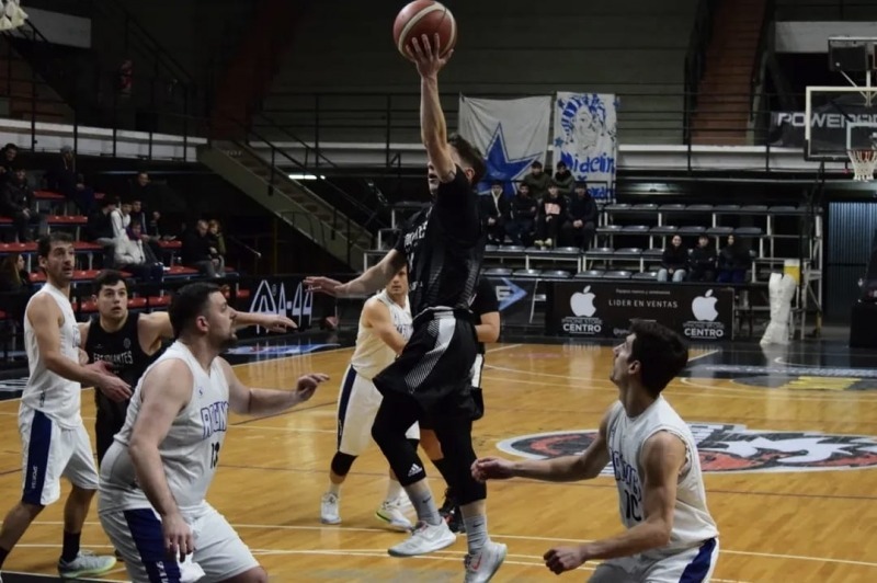 Racing y Estudiantes, en la Zona Sur del Pre Federal de bsquet